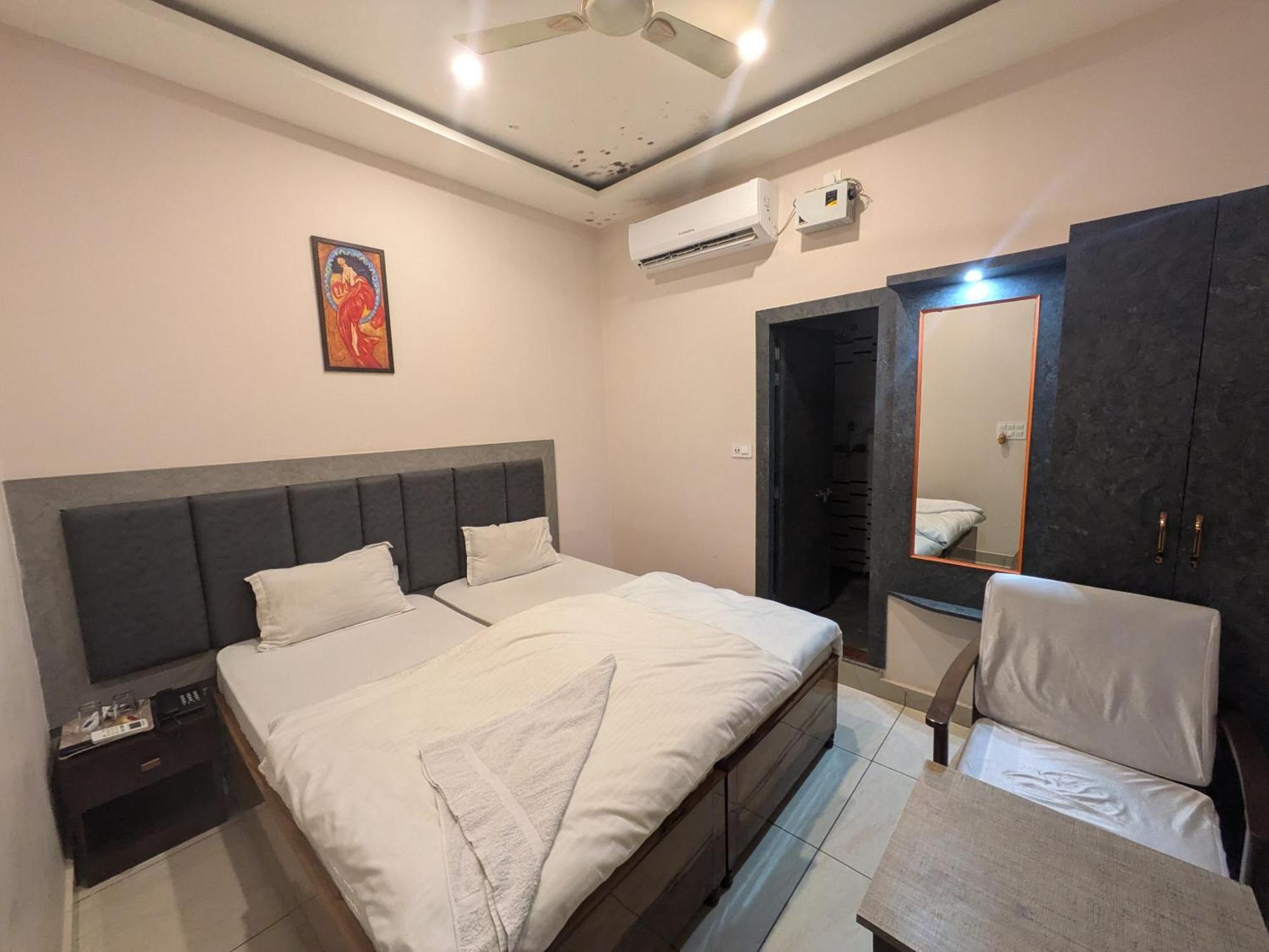 Hotel Kishori Vatika Ramnagar  Exterior foto