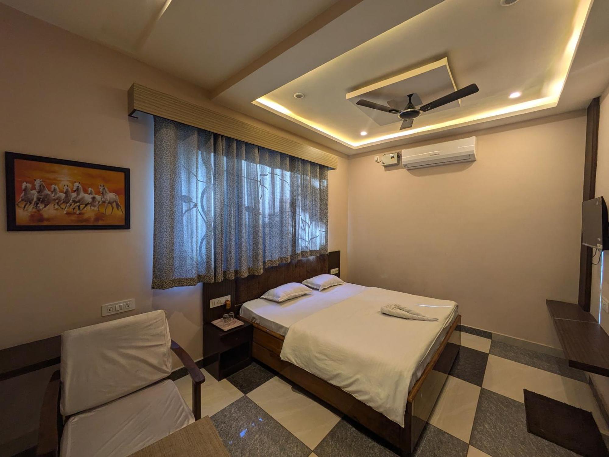 Hotel Kishori Vatika Ramnagar  Exterior foto